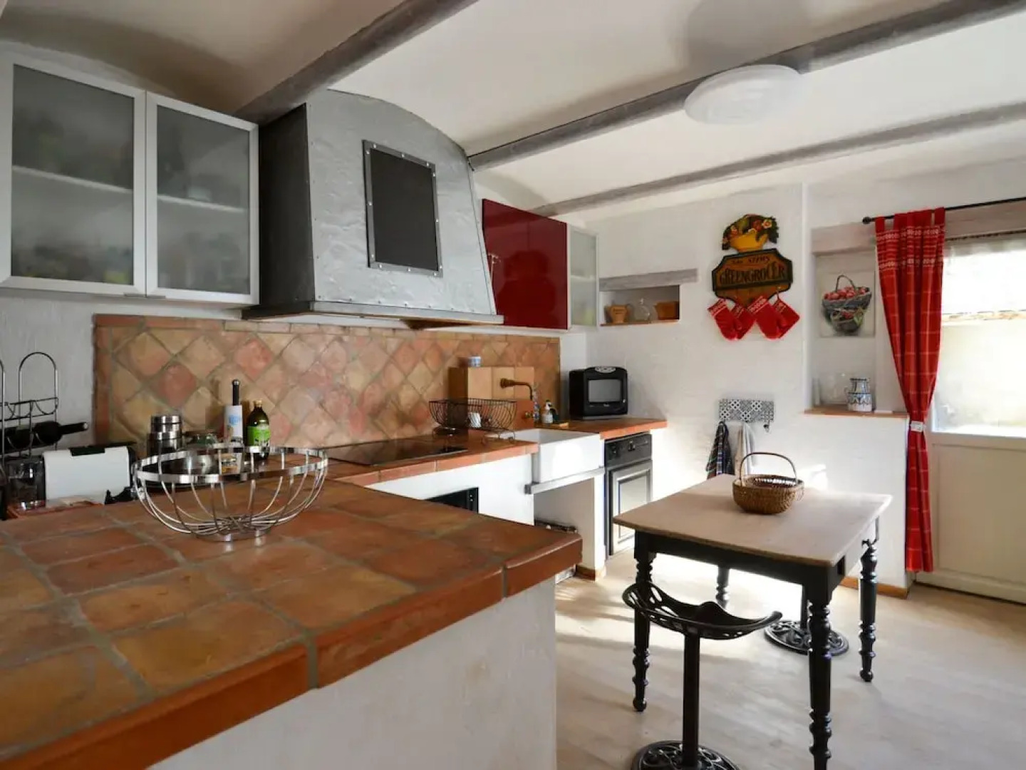 Quaint Villa With Private Pool in Molières-sur-cèze