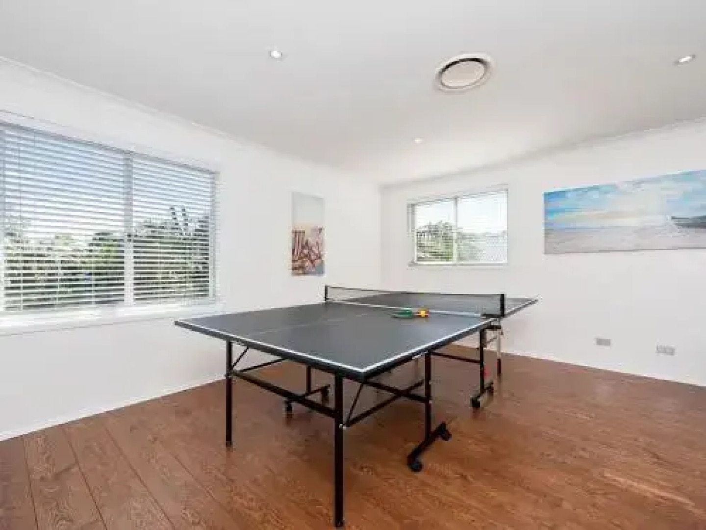 The White House', 25 Tomaree Road - Fantastic House With Pool, Linen Foxtel And Wii-U