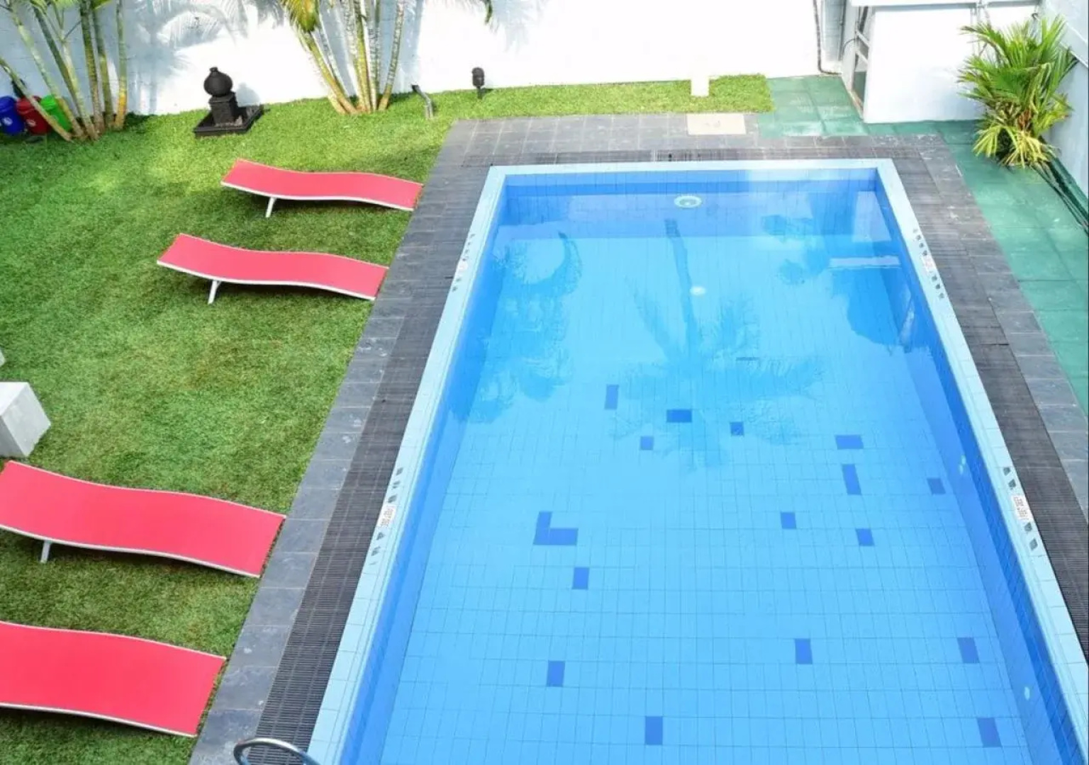 Sky Transit Hotel