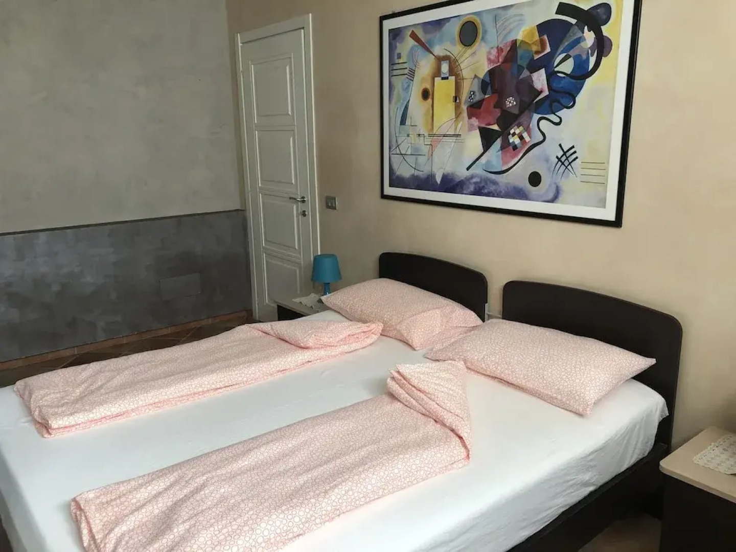 La Casa Blu Apartment in Villa With Exclusive use of the new Pool Garden, Unesco