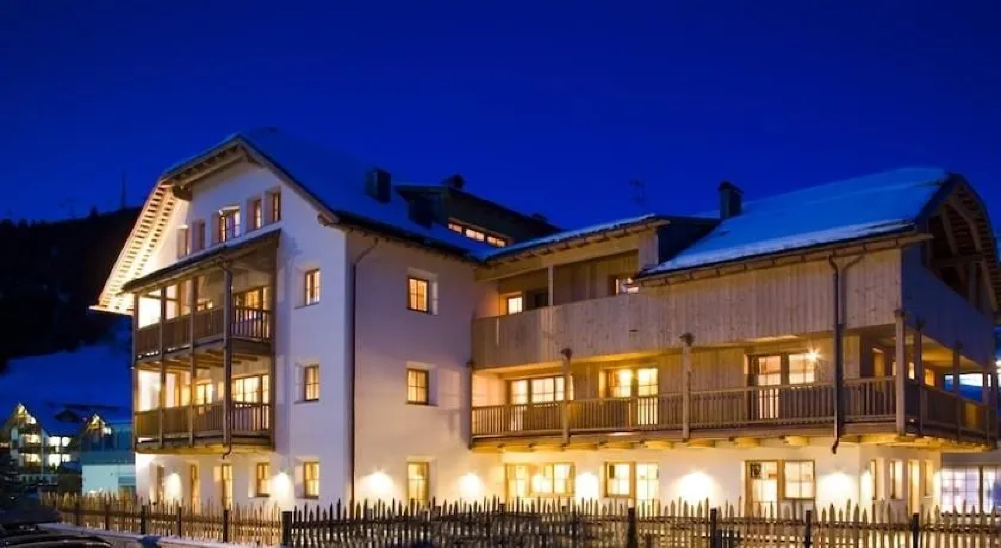 Nei Y Suredl NeveSole