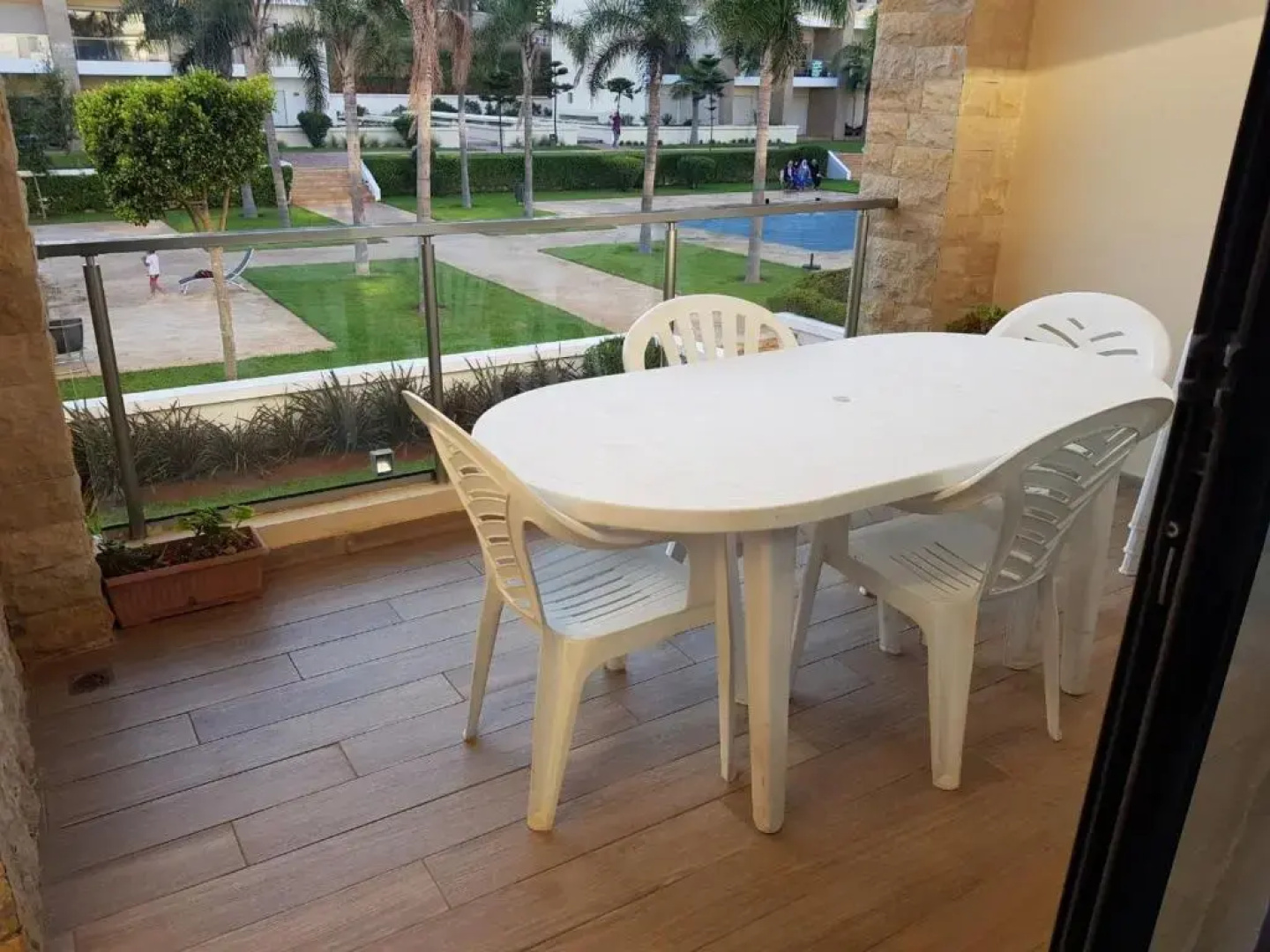 Plage Des Nations Apartment
