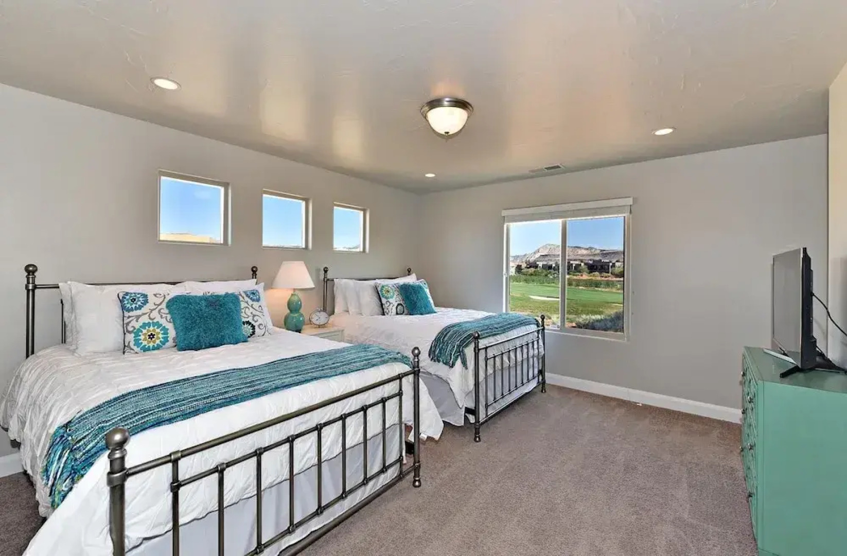 Luxury At The Ledges