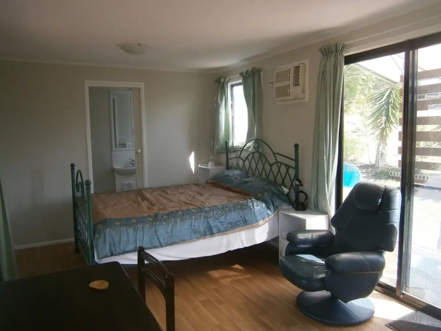 Bungadoo Breeze - Clothing Optional