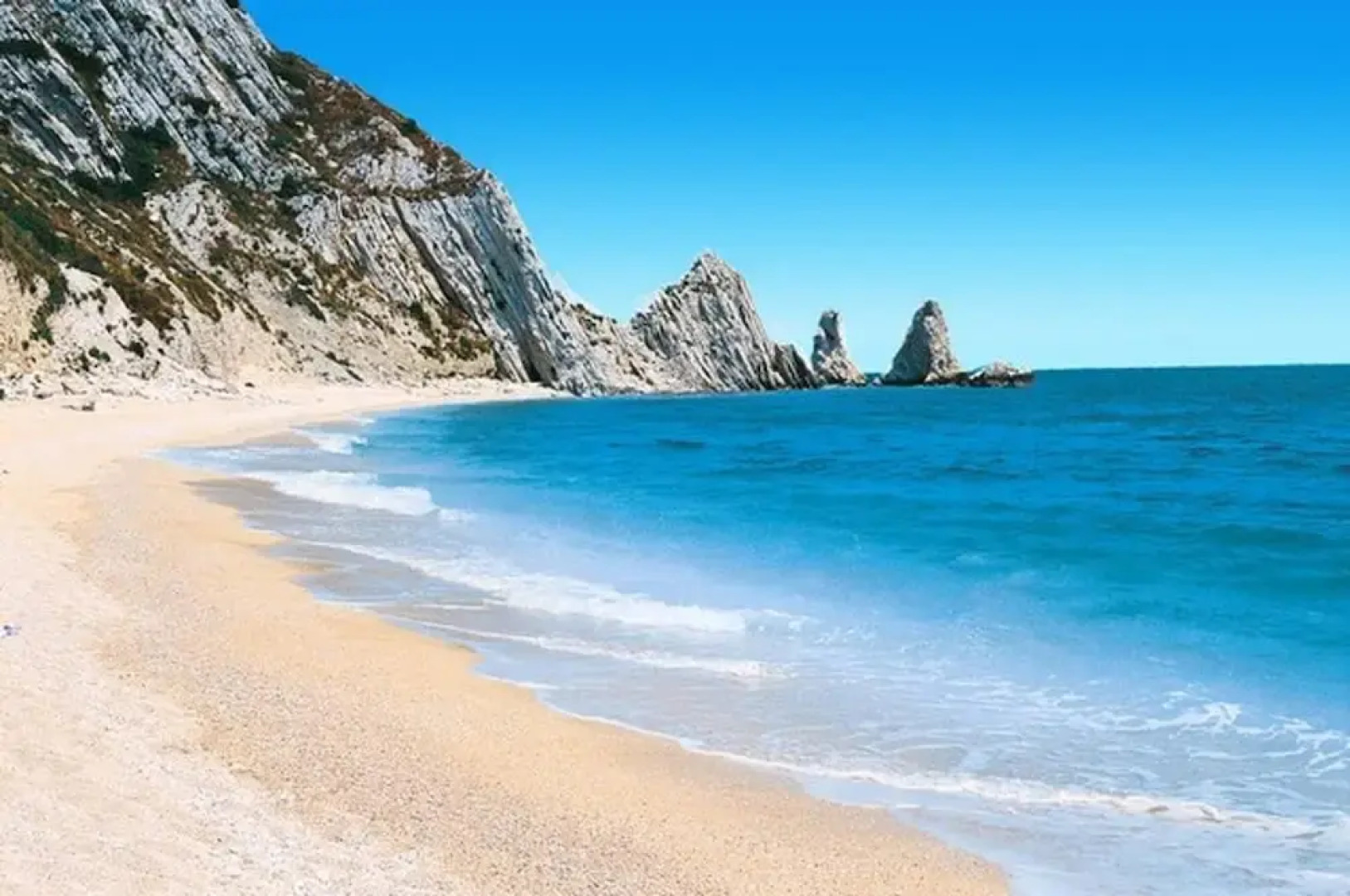 Villa with 5 Bedrooms in Montelabbate, with Wonderful Sea View, Private Pool, Enclosed Garden - 13 Km From the Beach