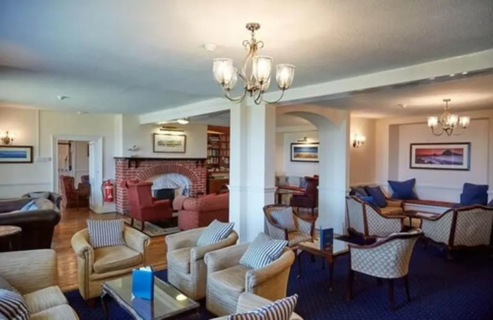 The White House Hotel