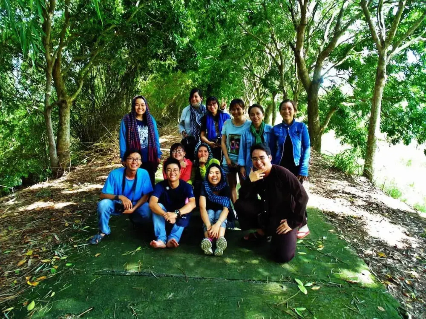 Hai Lua Homestay (Lotus Lake Homestay)