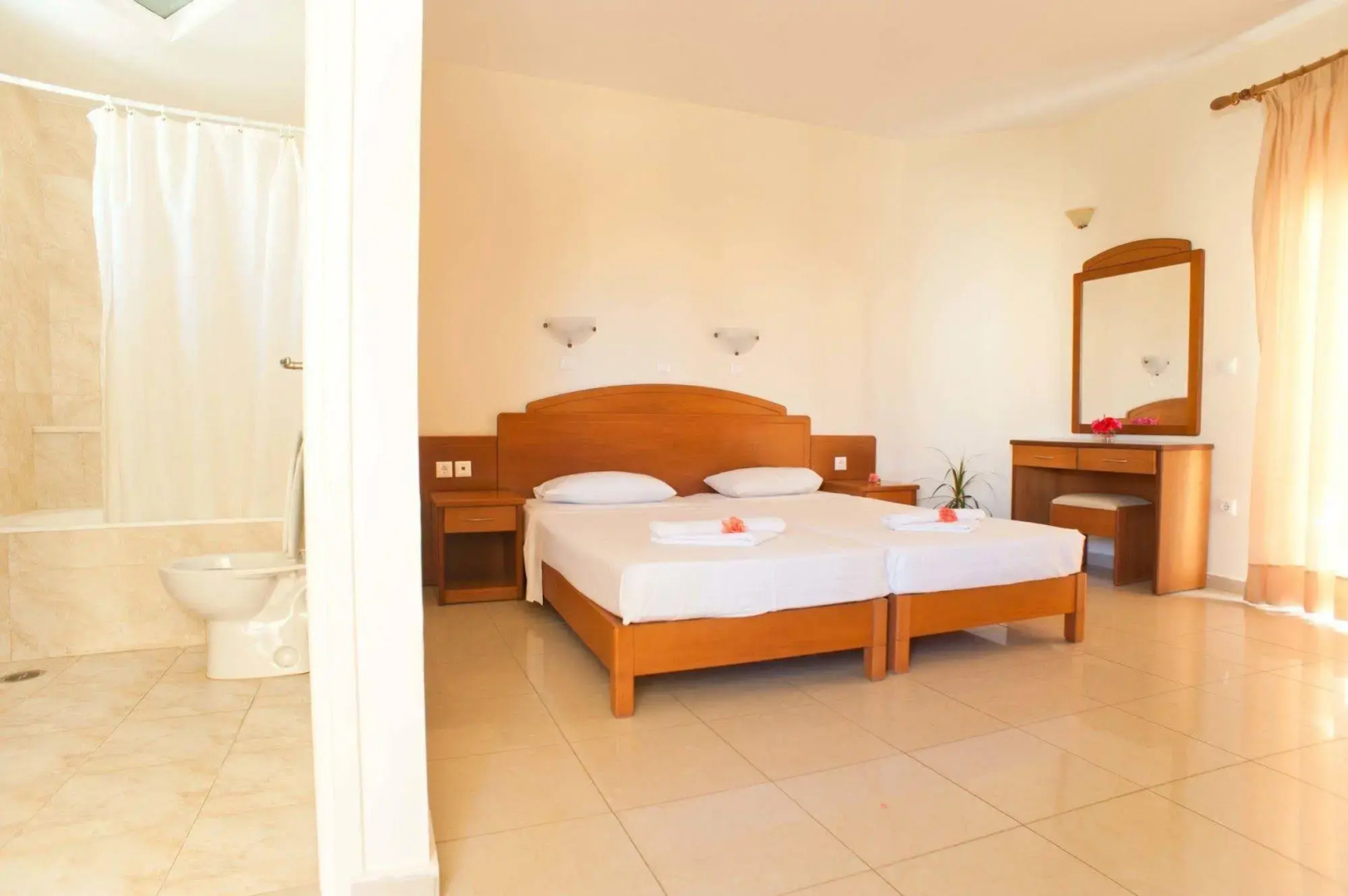 Semiramis Suites