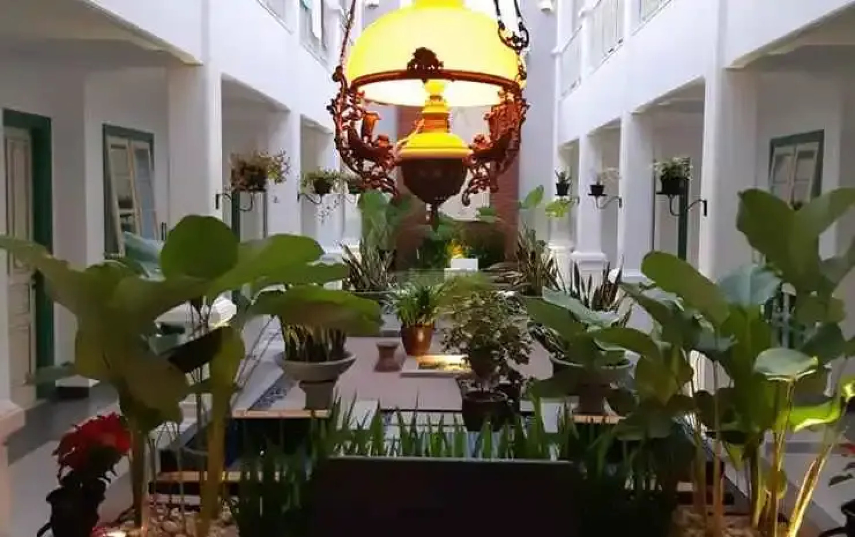 Rumah Jawa Guest House (Syariah)