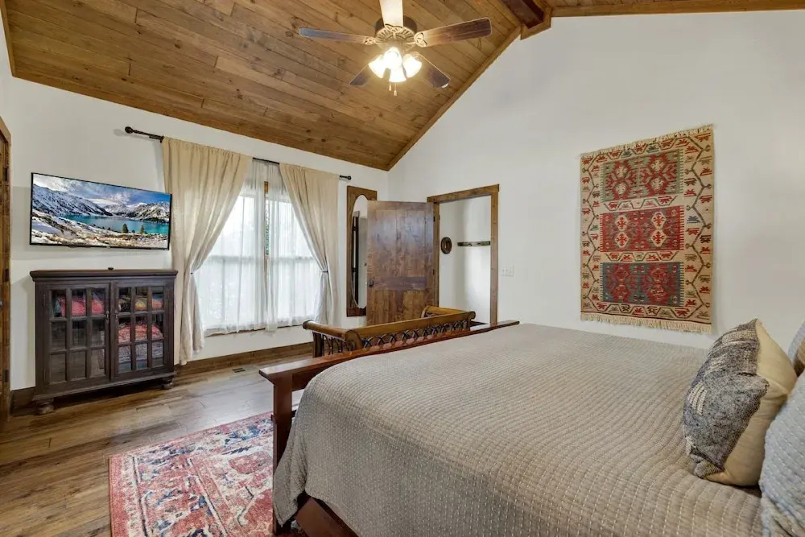 Luxury Craftsman Home With Hot Tub and Firepit - 1blk to Main