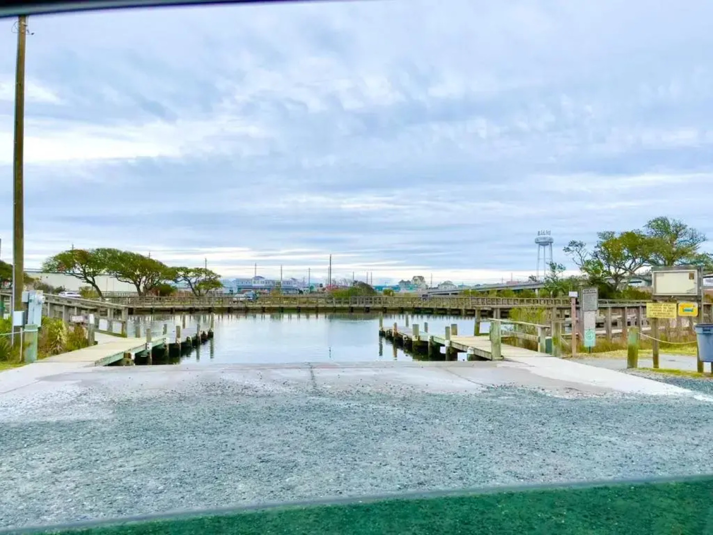 Saltwater 101 1st Floor Barefoot ADA