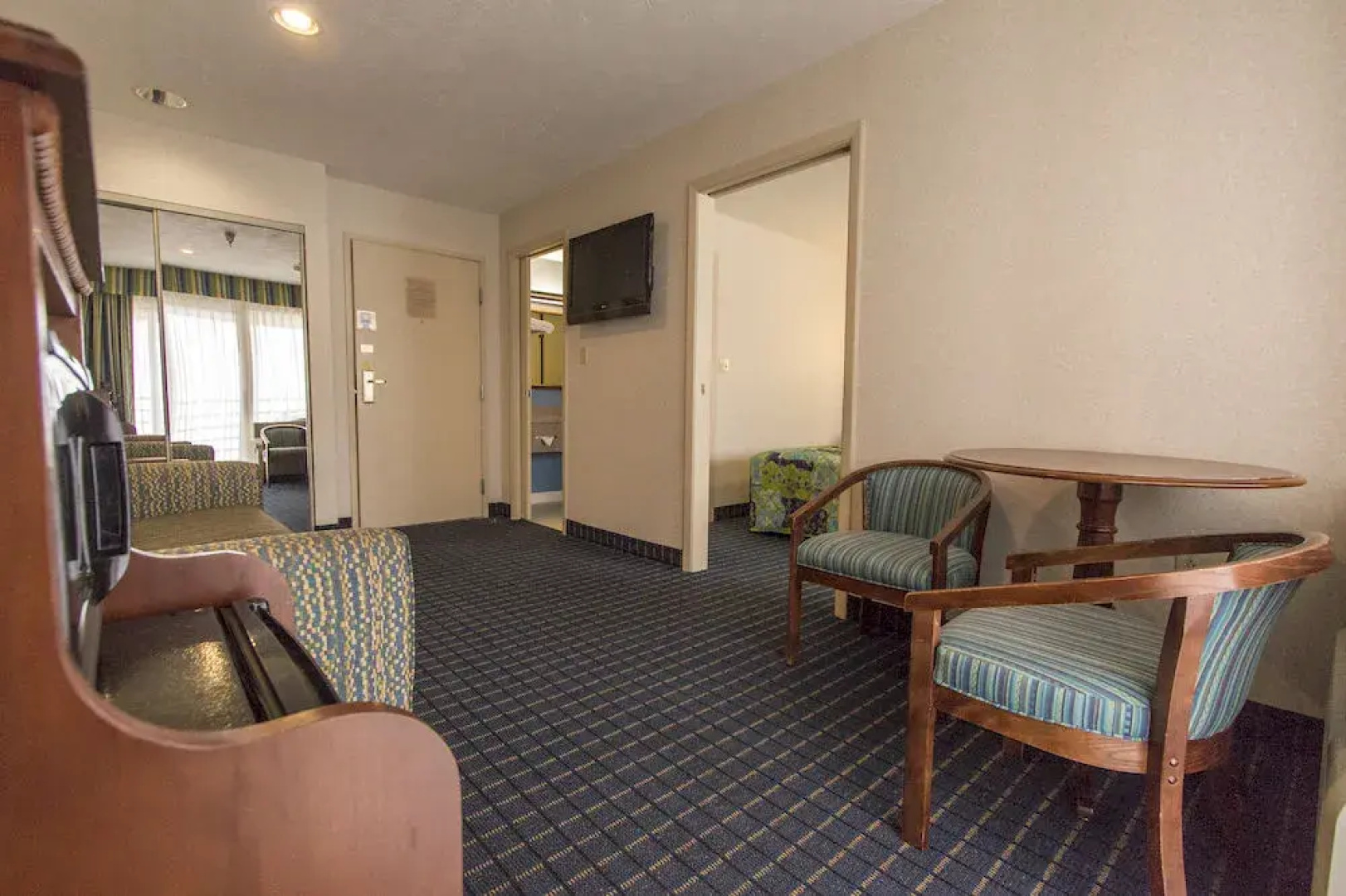 Cedar Point's Sandcastle Suites