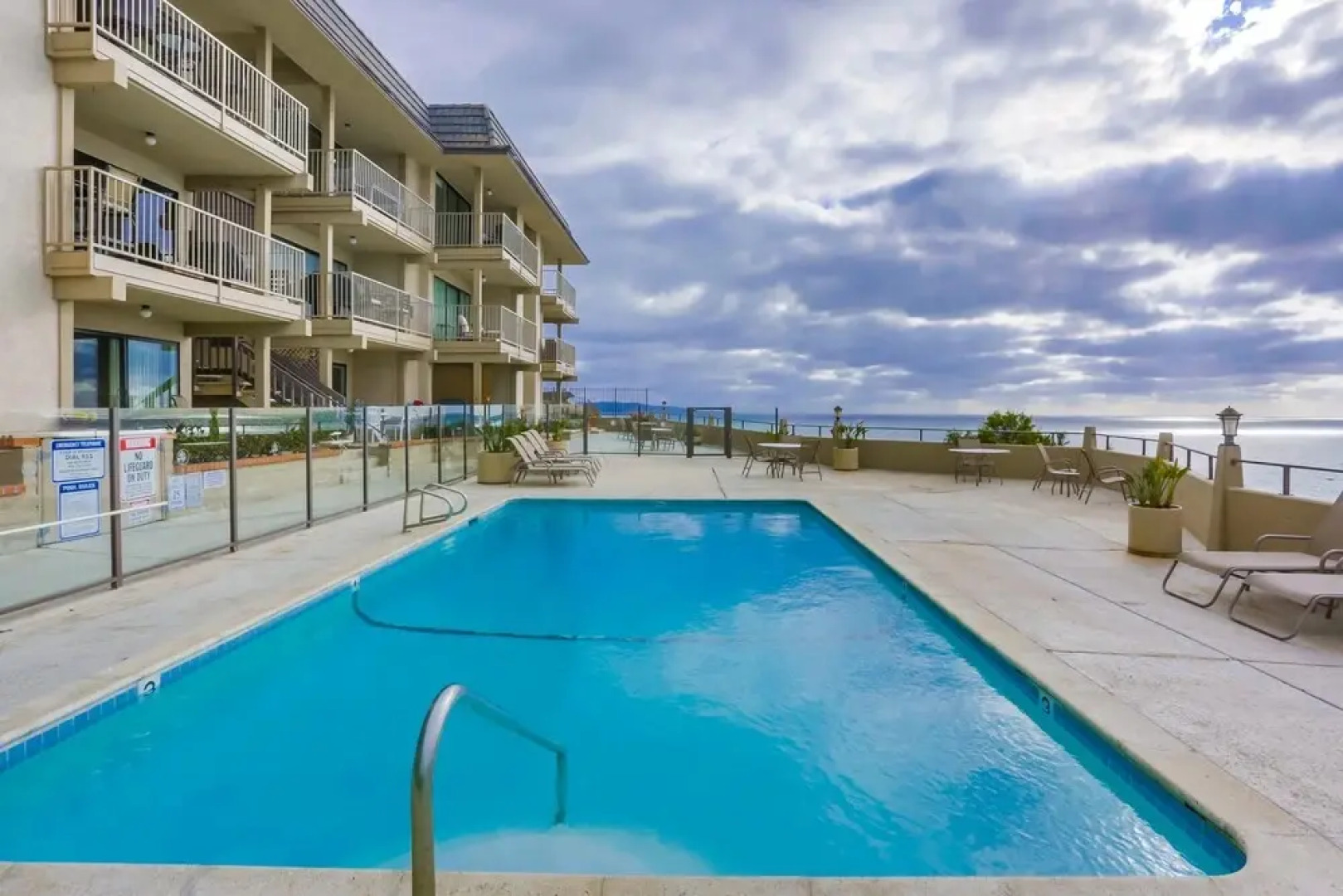 Solana Beach Resort Style Beach Condo With Pool and Spa Dmbc142 by Redawning