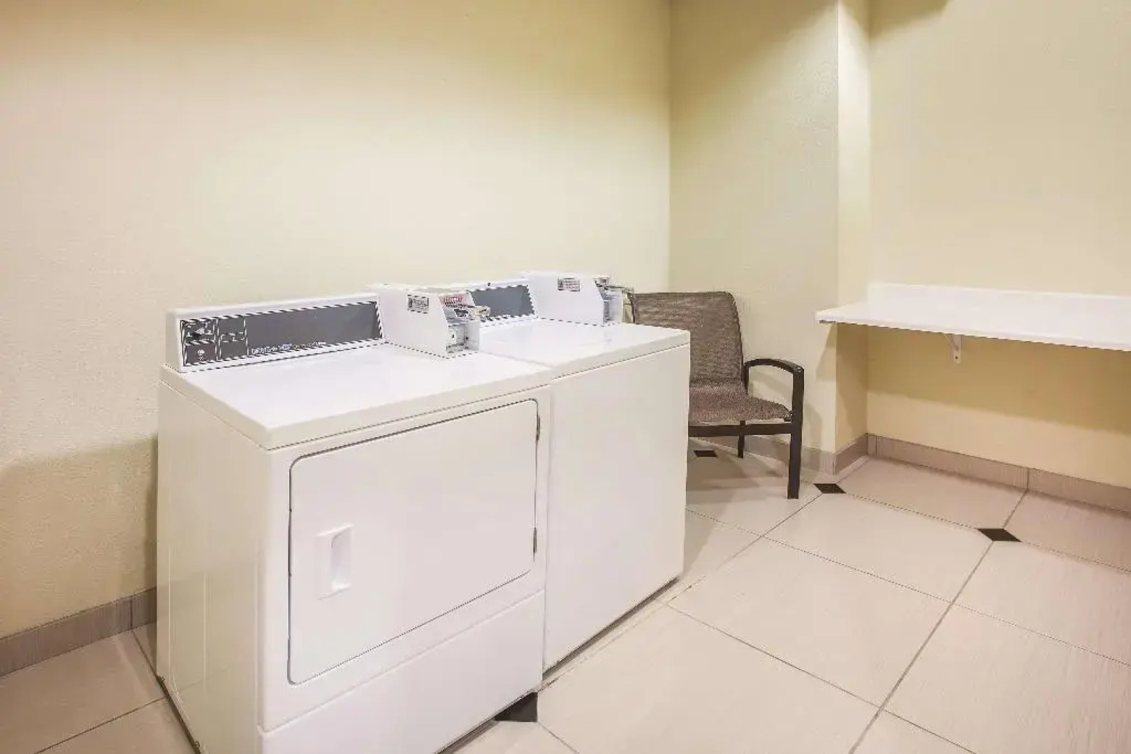 La Quinta Inn  Suites by Wyndham Allen at The Village