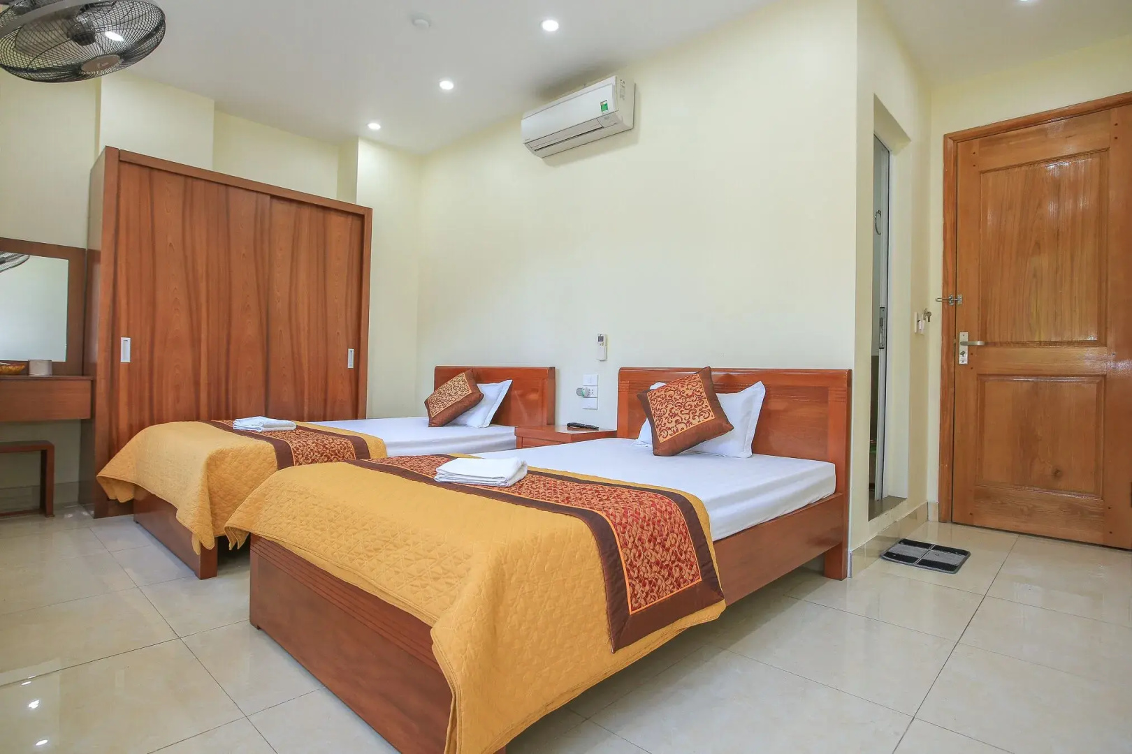 Cat Ba Green Hotel
