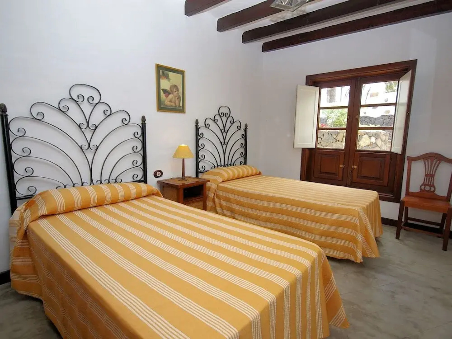 Comfortable Villa in Haría With Swimming Pool