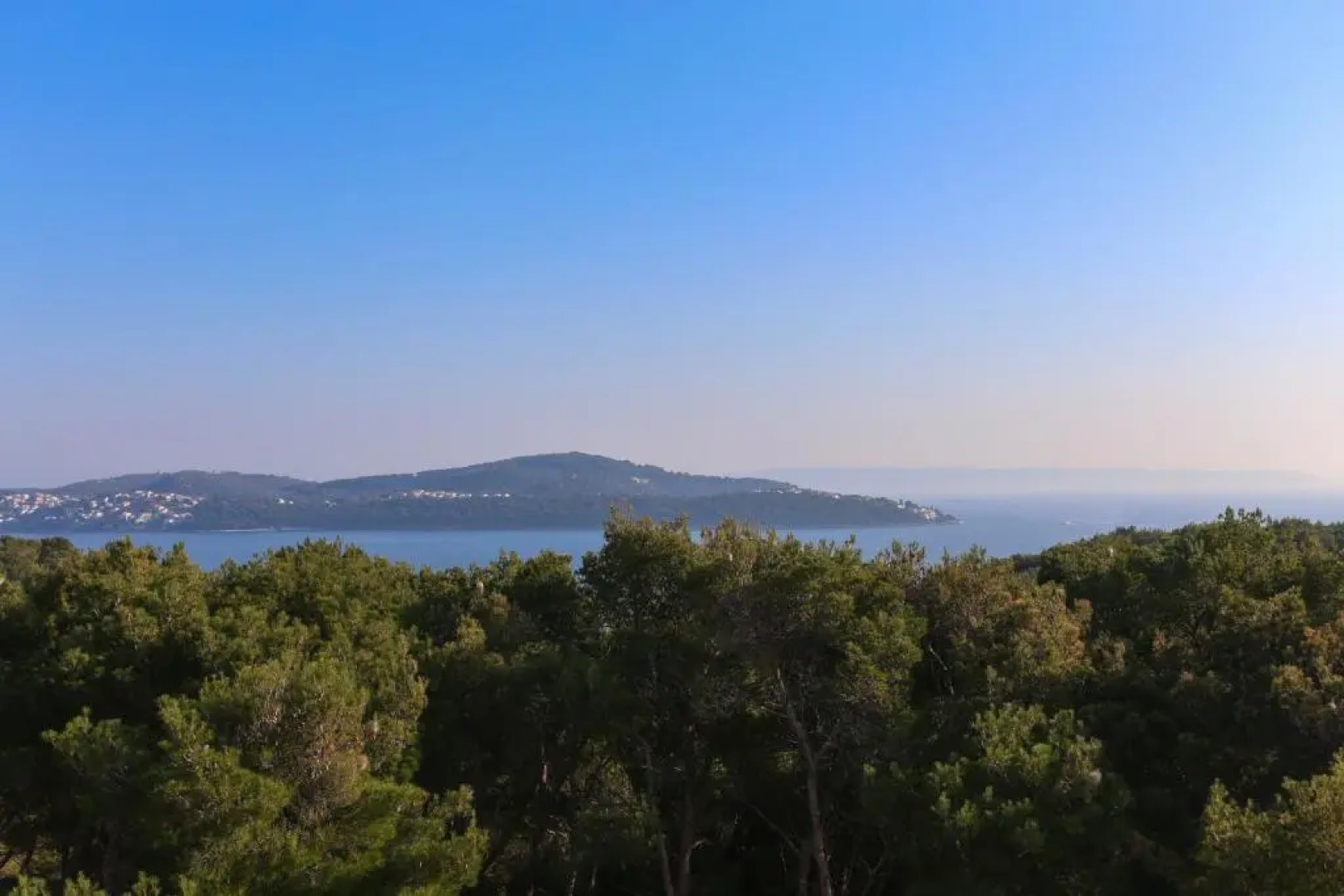 Apartments and Rooms Astoria