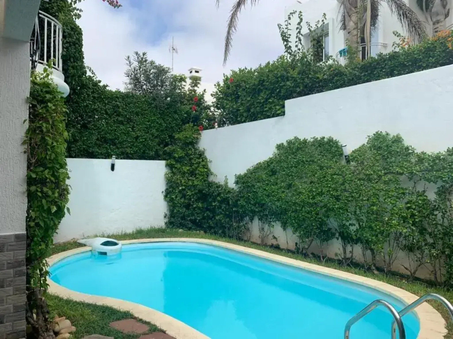 Villa avec piscine privée près de Casablanca Maroc
