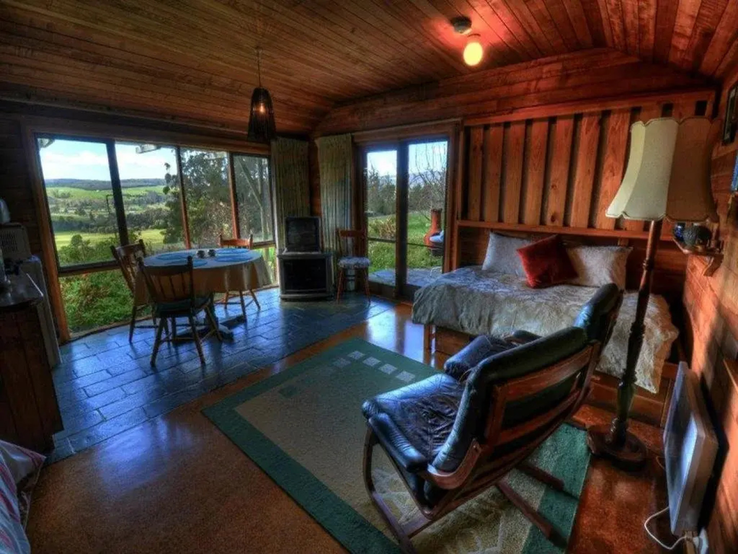 Plovers Ridge Country Retreat