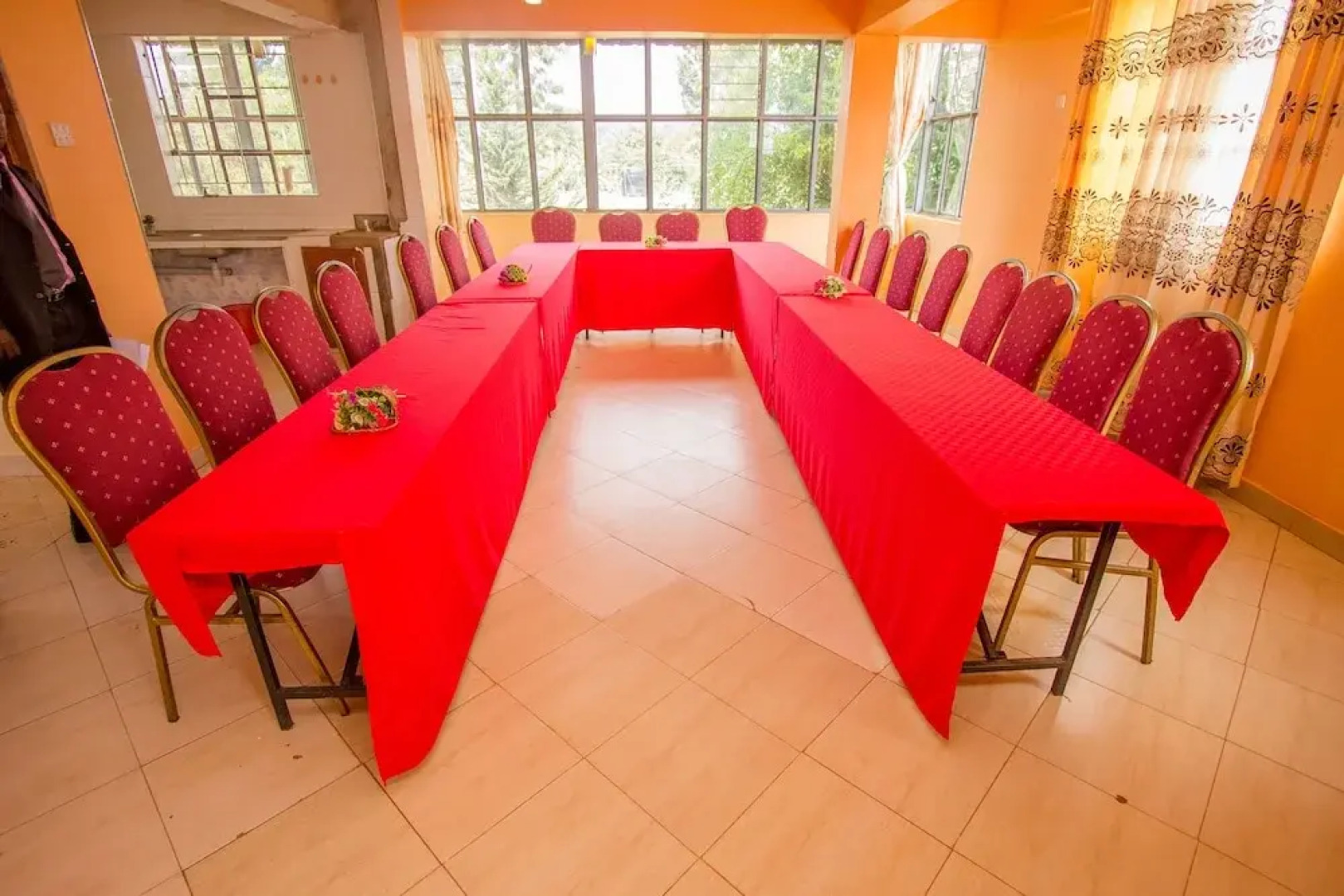 Hillside Grand Hotel