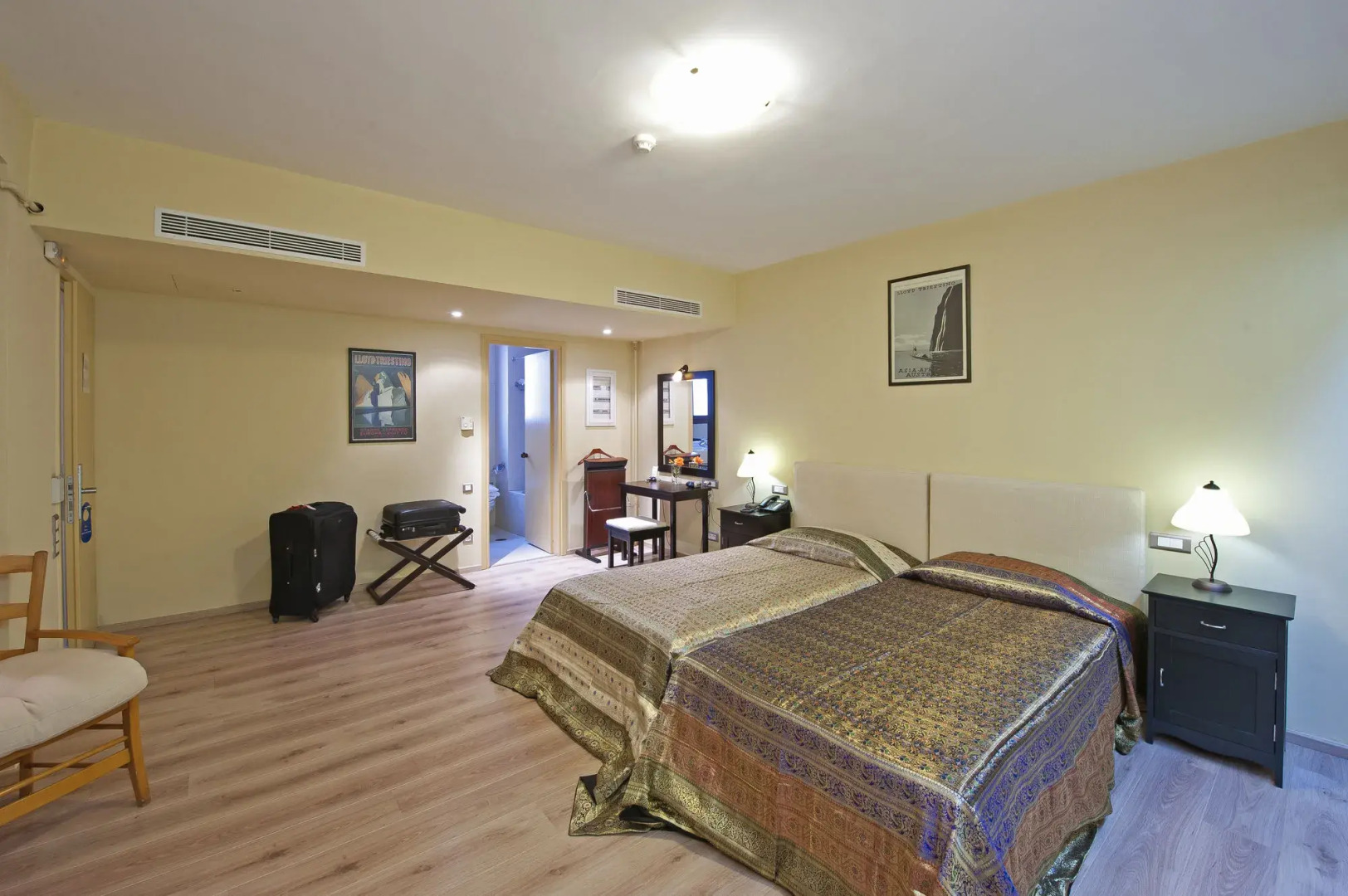 Efplias Hotel Apartments and Suites