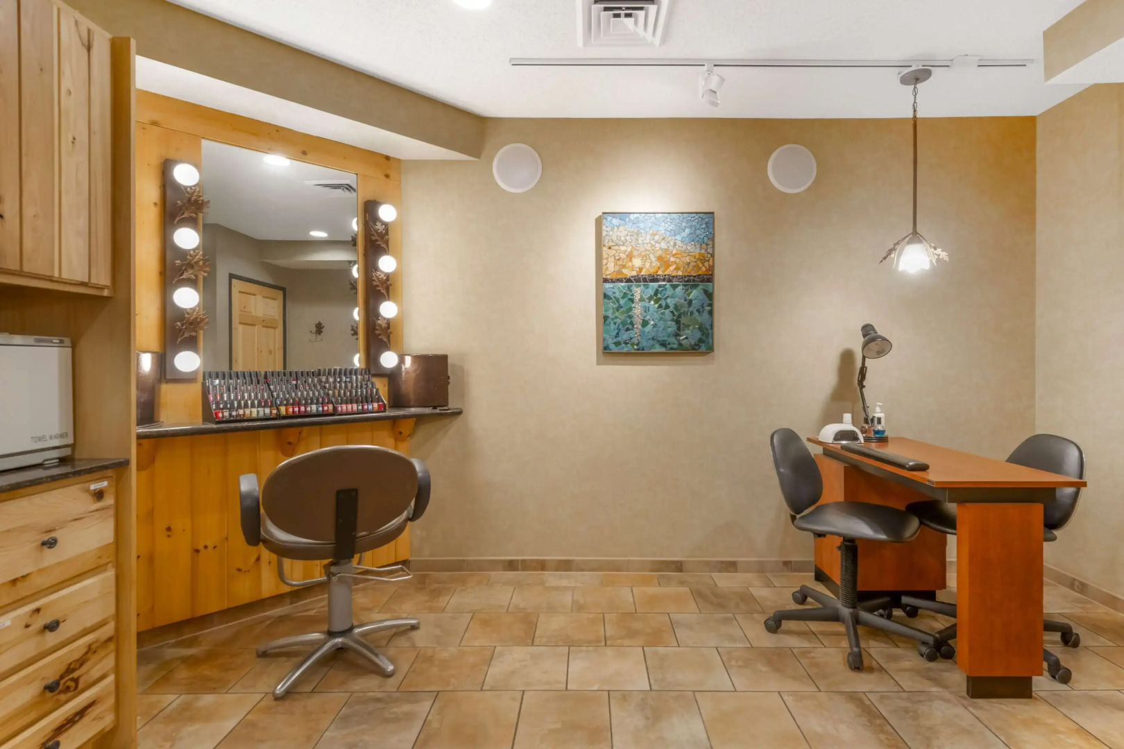 Best Western Premier The Lodge on Lake Detroit