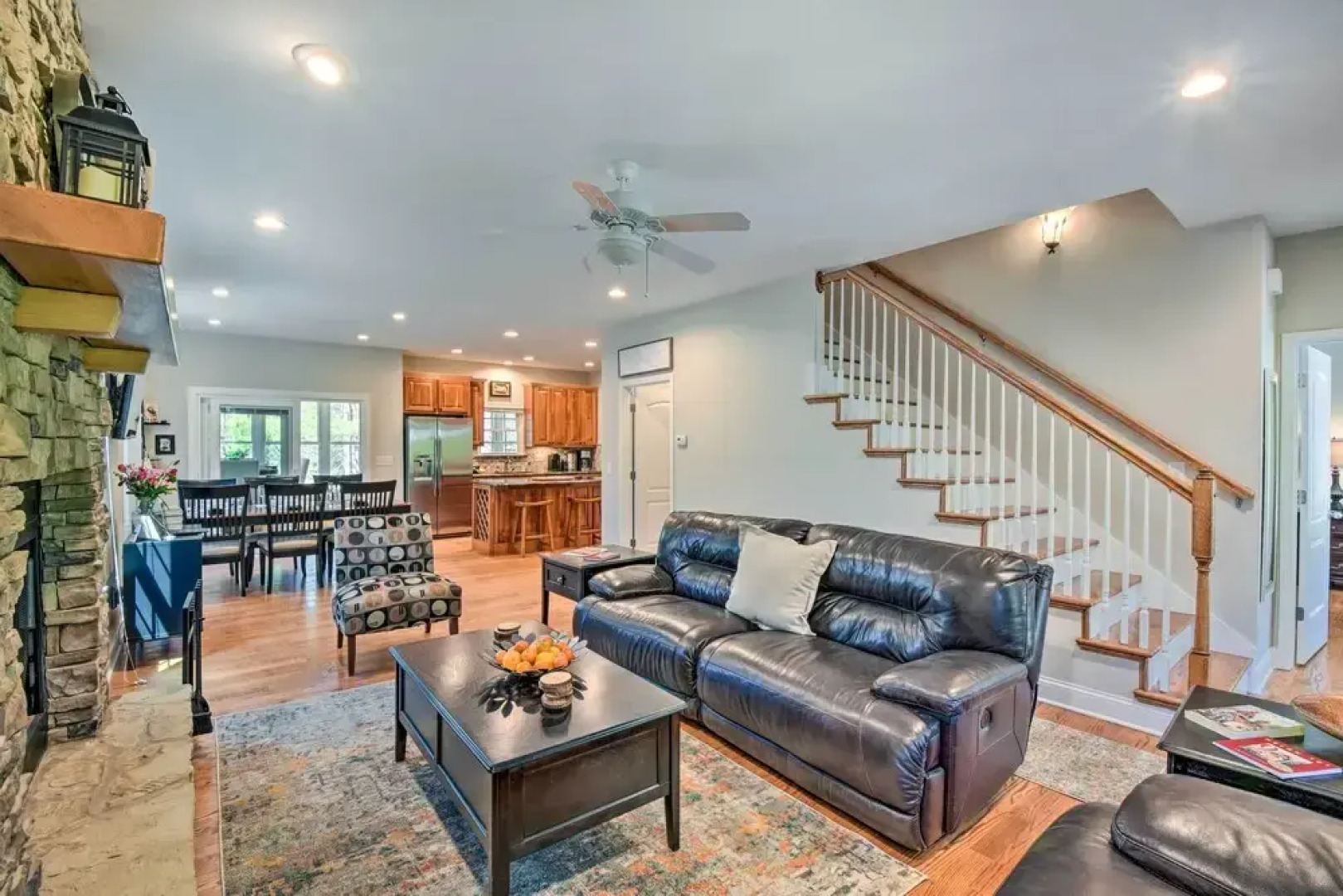 Helen Retreat w/ Hot Tub, 2 Mi to Downtown!