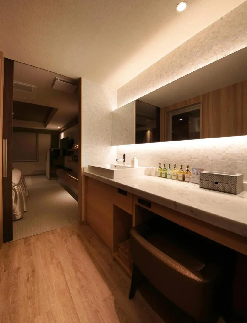 Ashibetsu Onsen Starlight Hotel