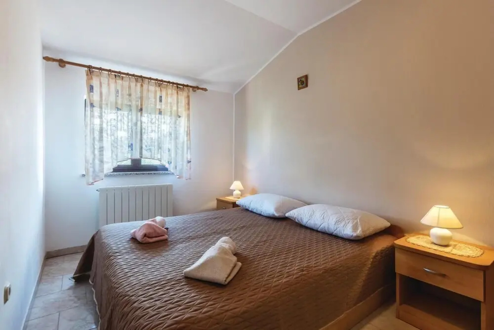 Awesome Home in Peruski With Wifi and 2 Bedrooms