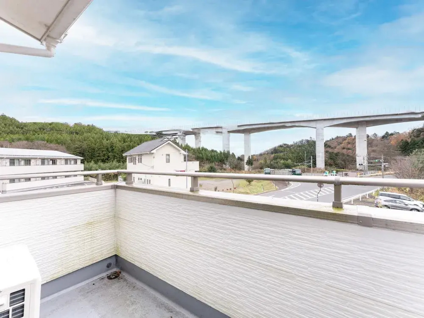 Hirononomori Maehama Bekkan - Male only