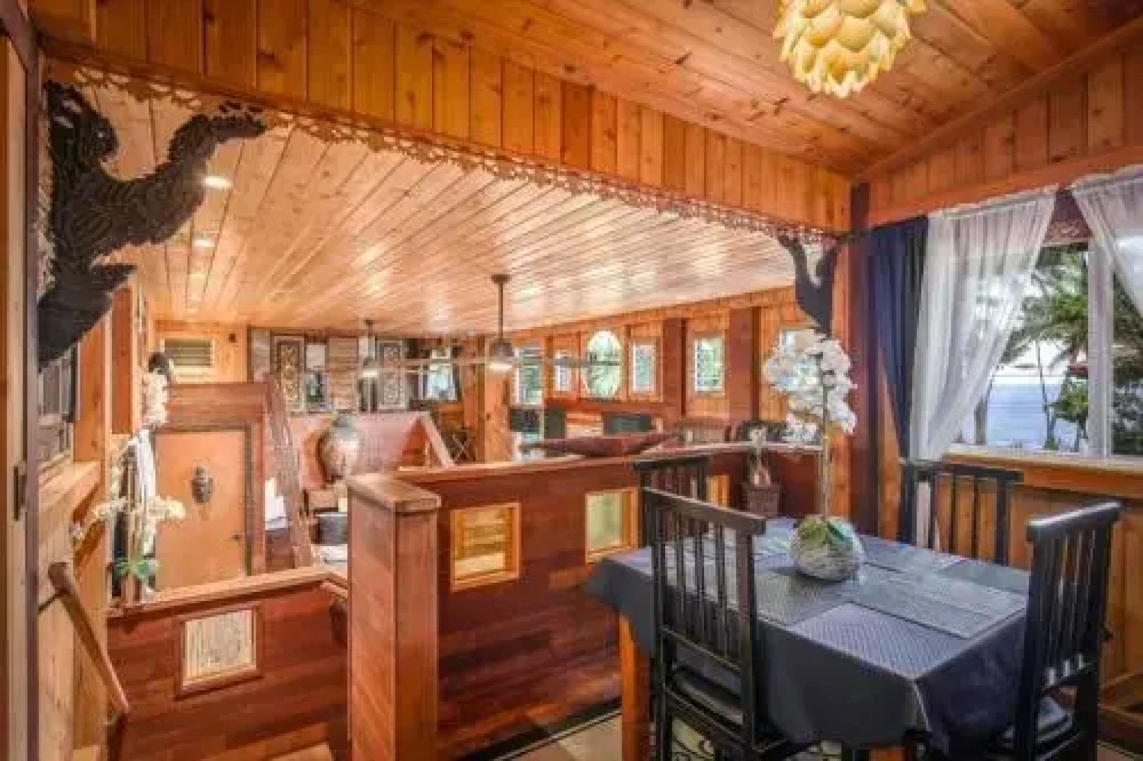 The Bali House & Bali Cottage at Kehena Beach