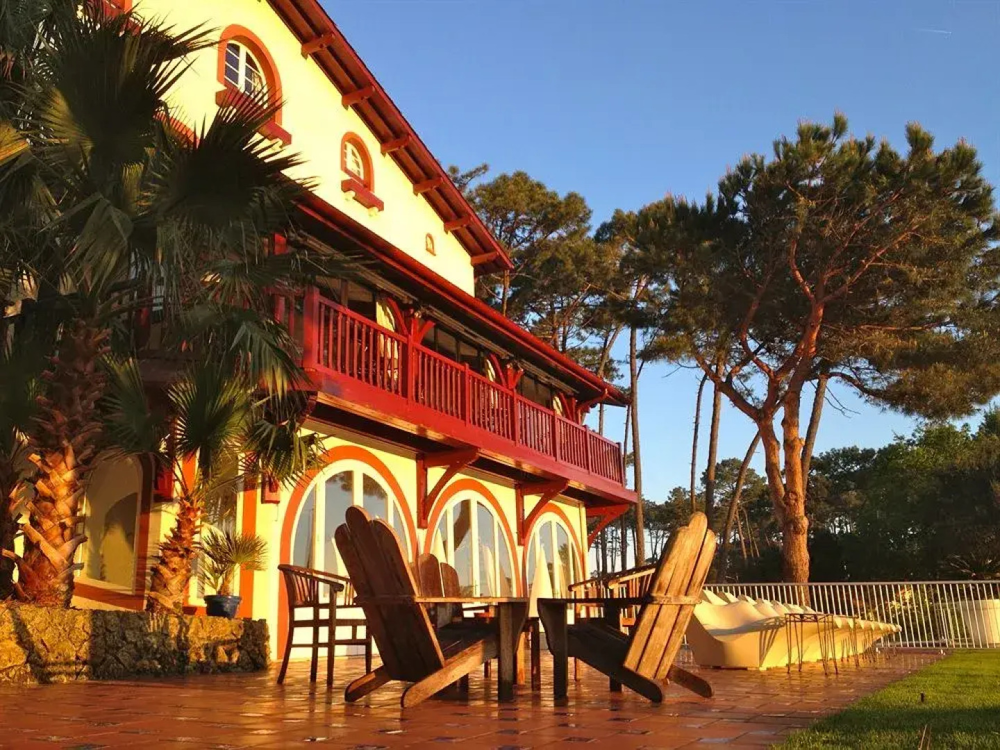 Les Hortensias Du Lac - Fontenille Collection