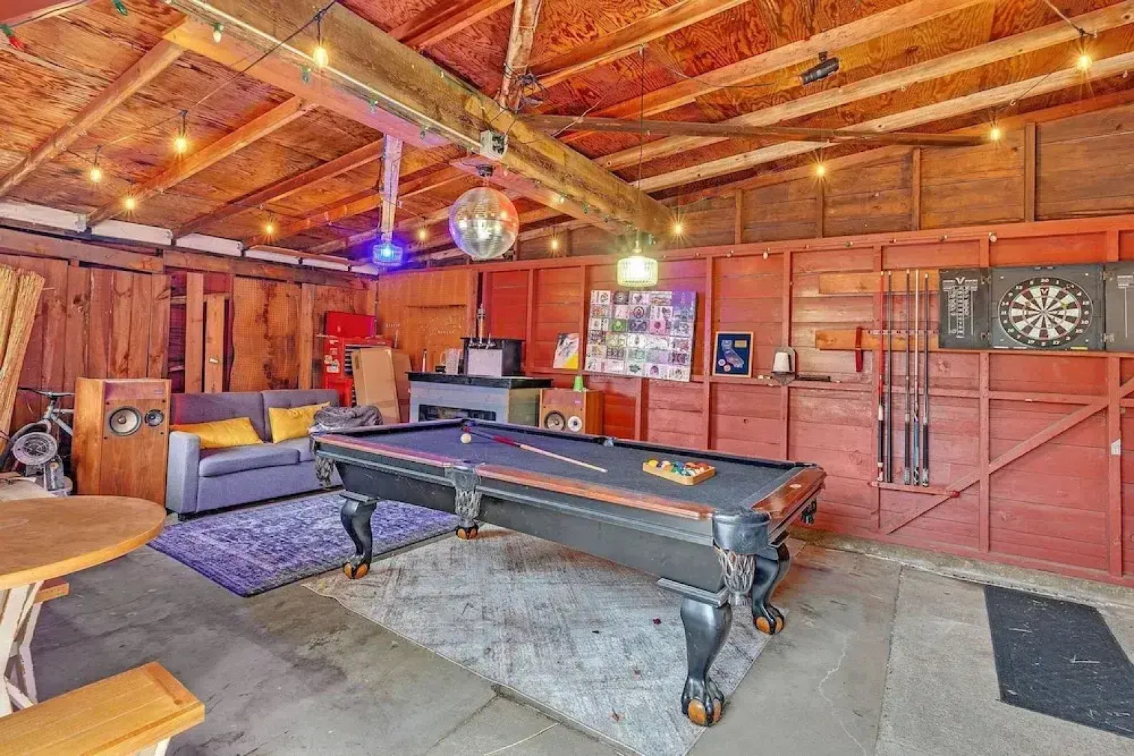 Brick & Creek House 3 Bedroom Home