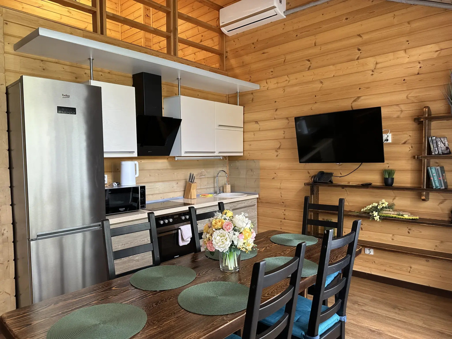 Фэмили Элли 114 апартамент