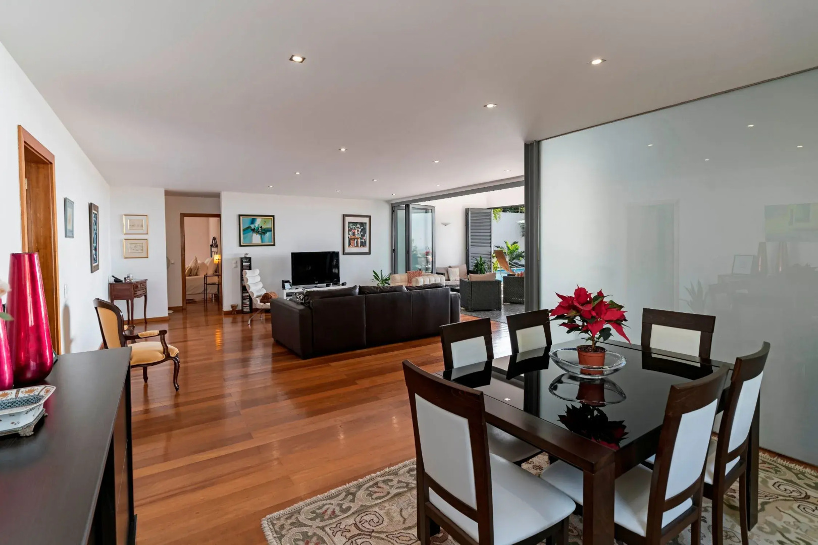 Villa Sol e Mar by OurMadeira