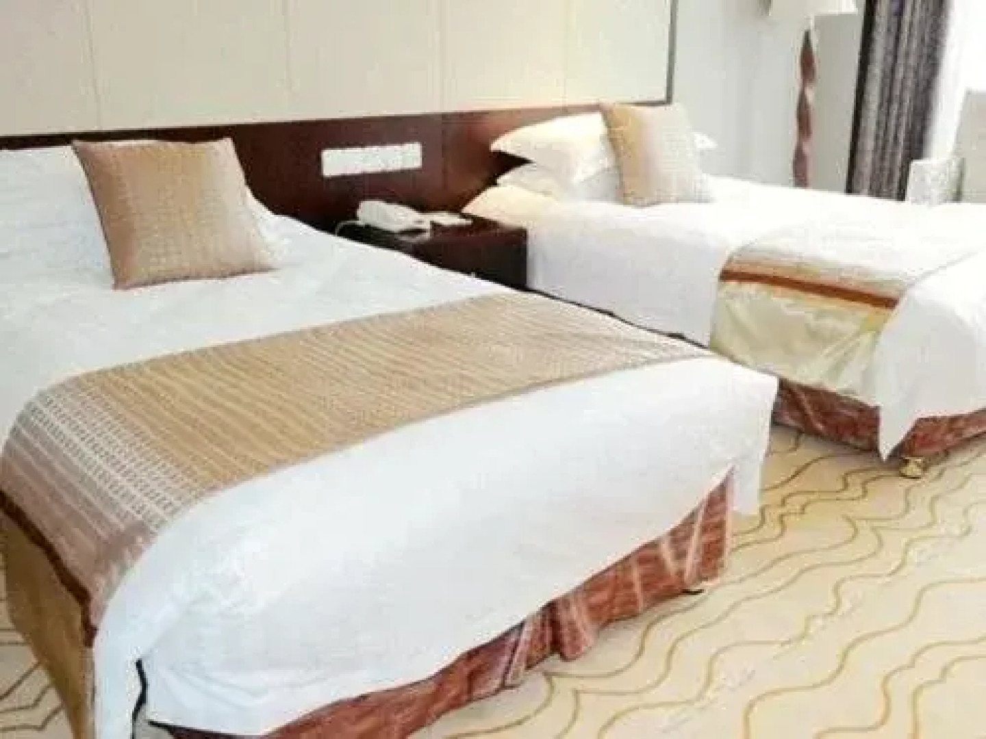 Qingdao Bauhinia Garden Hotel