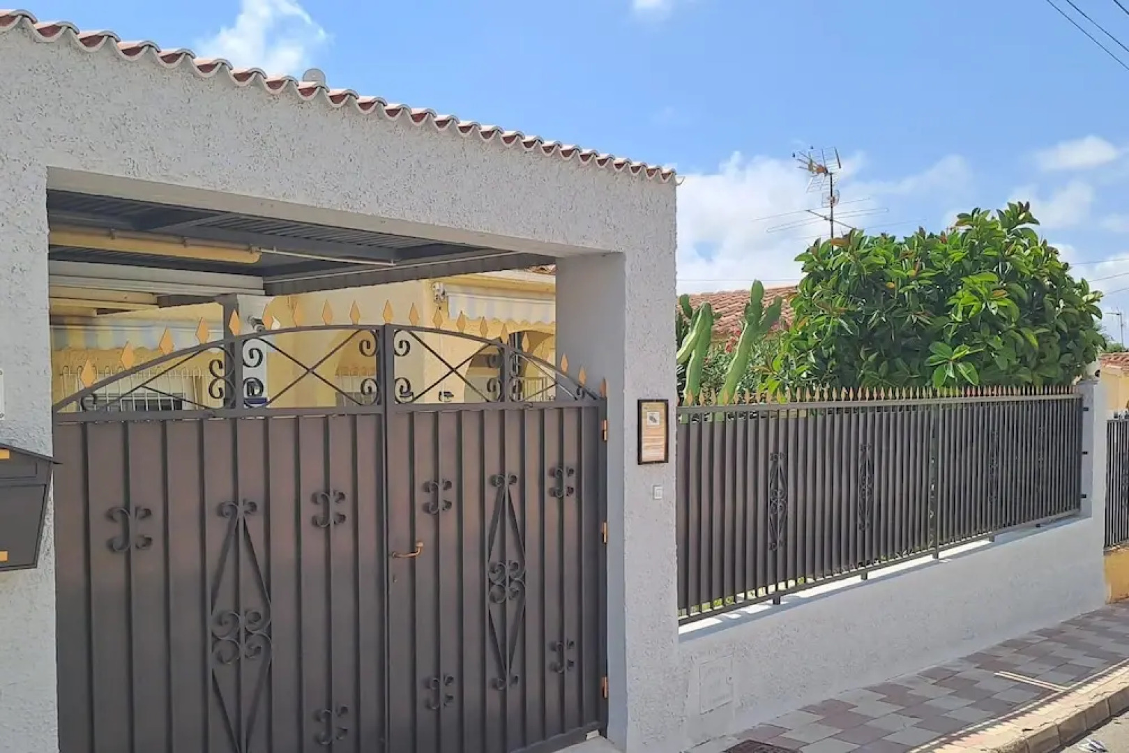 La Marina Oasis, 2-beds, Sleeps 4, 10 min to Beach