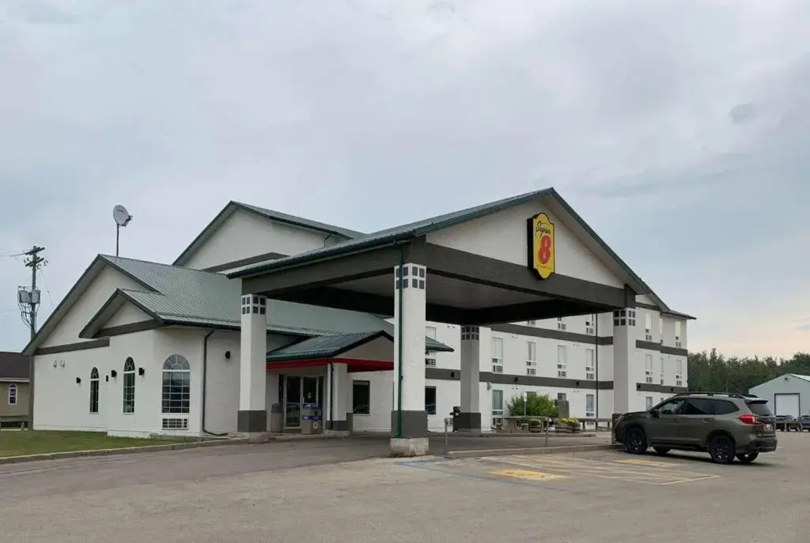 Super 8 Swan River MB