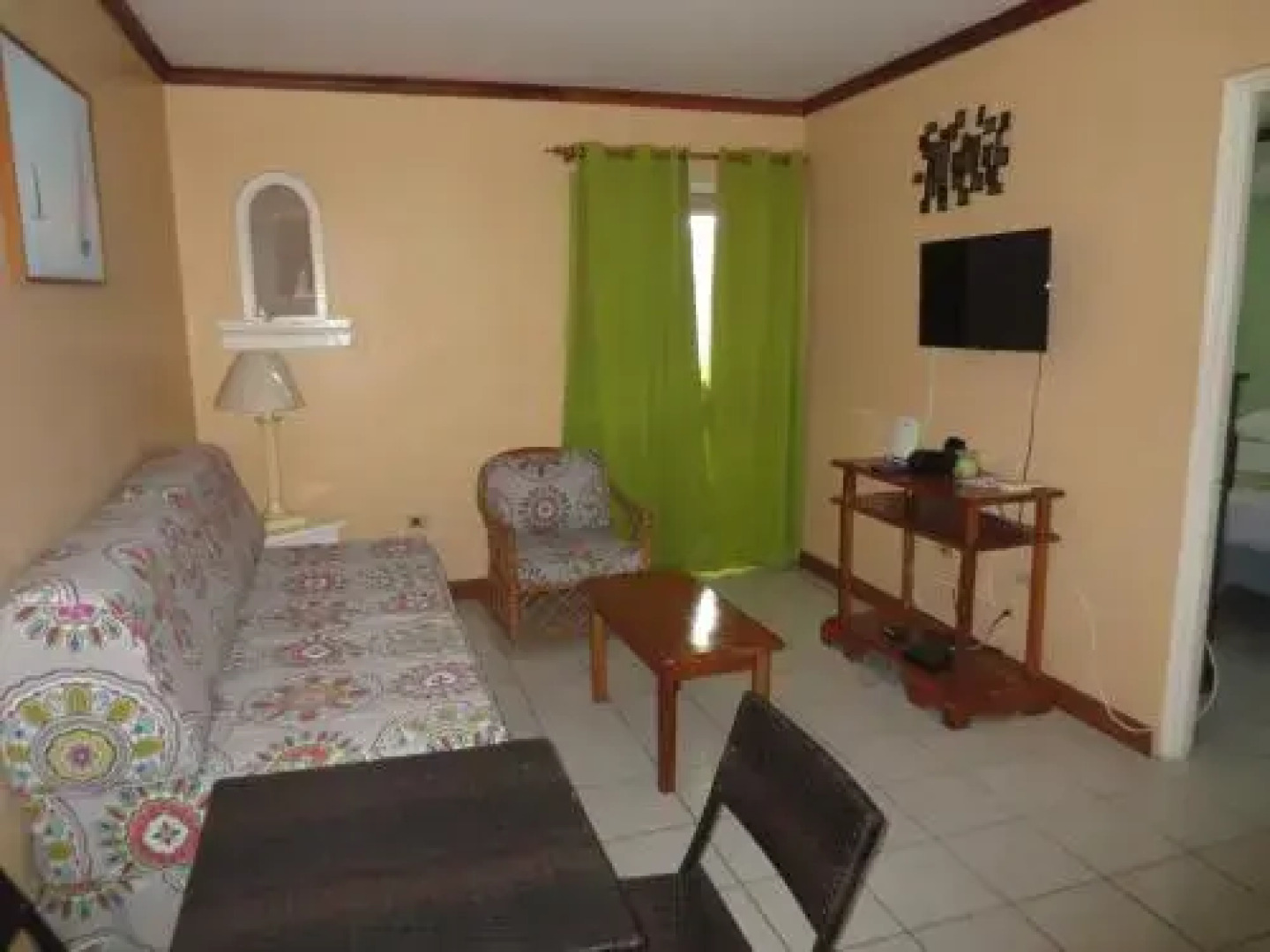 Point Village Beach Studios & Suites