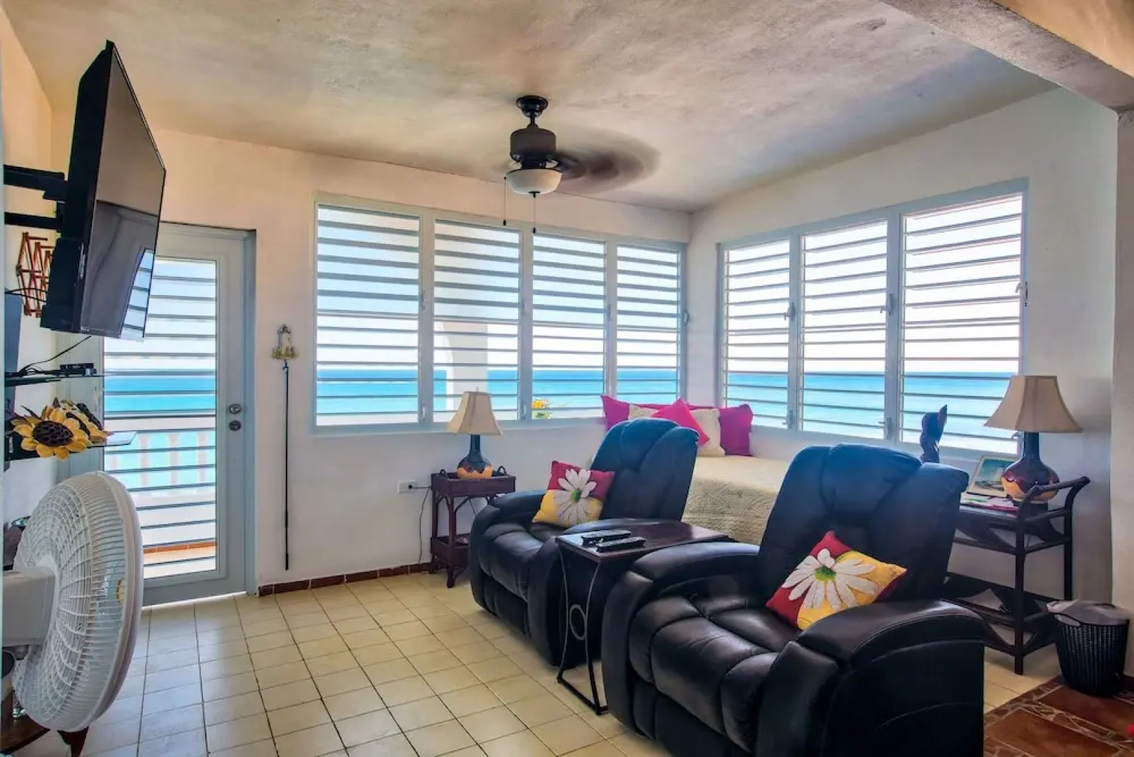 Coconut Palms Inn On The Beach