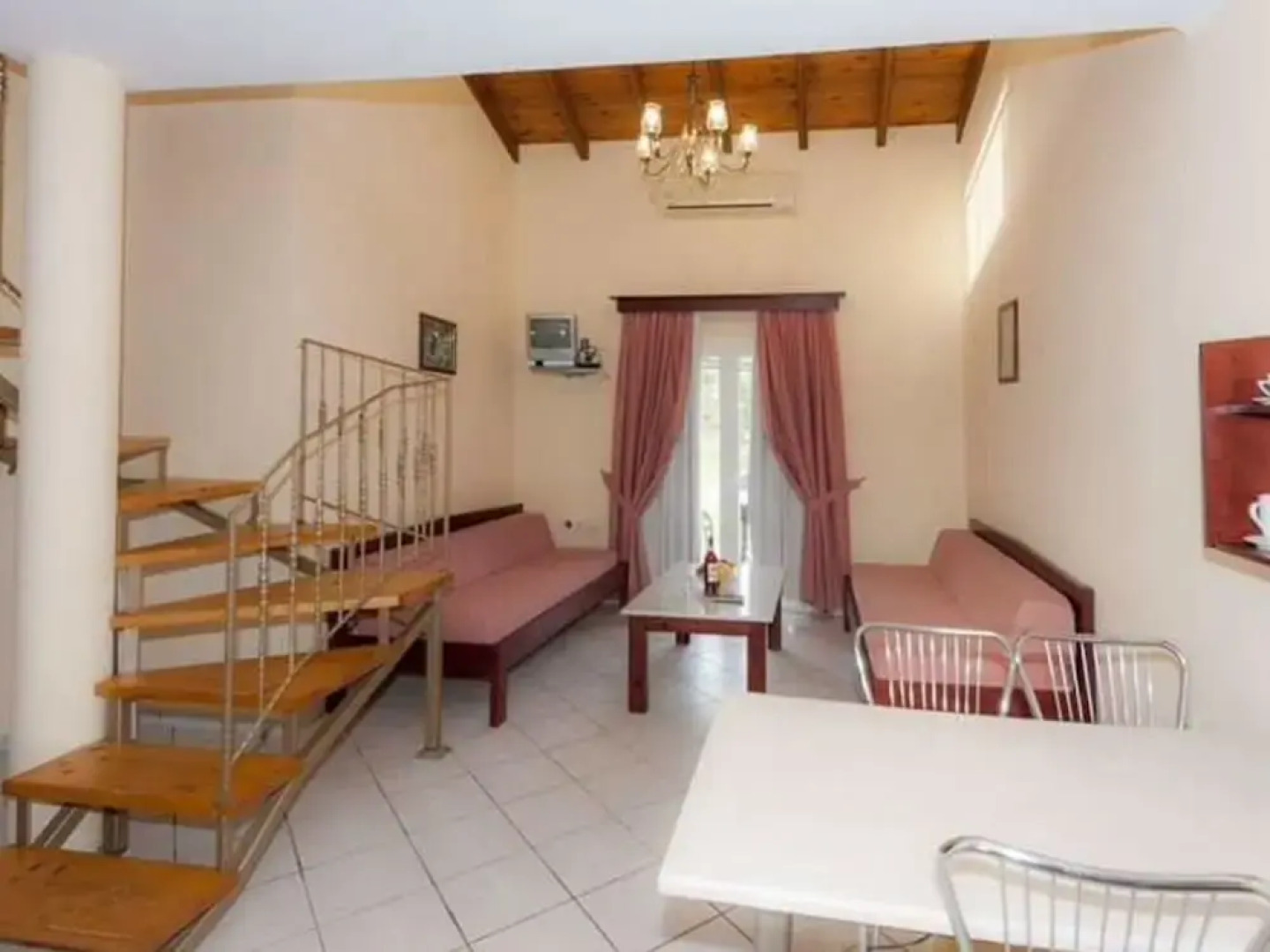 L'Eremo Luxury Apartments