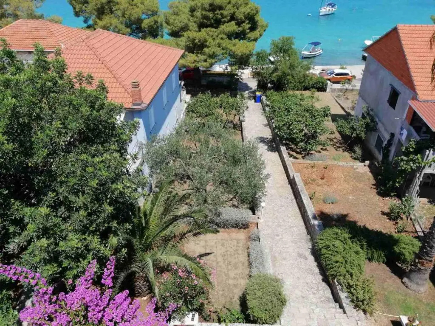 Ceratonia Apartments