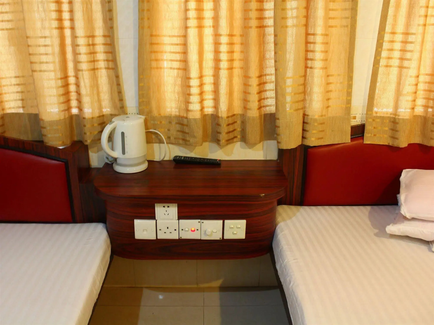 Yue Ka Hotel China HK