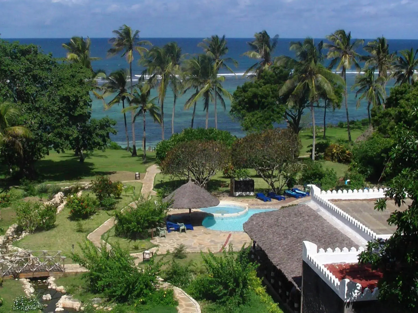 HillPark Hotel - Tiwi Beach