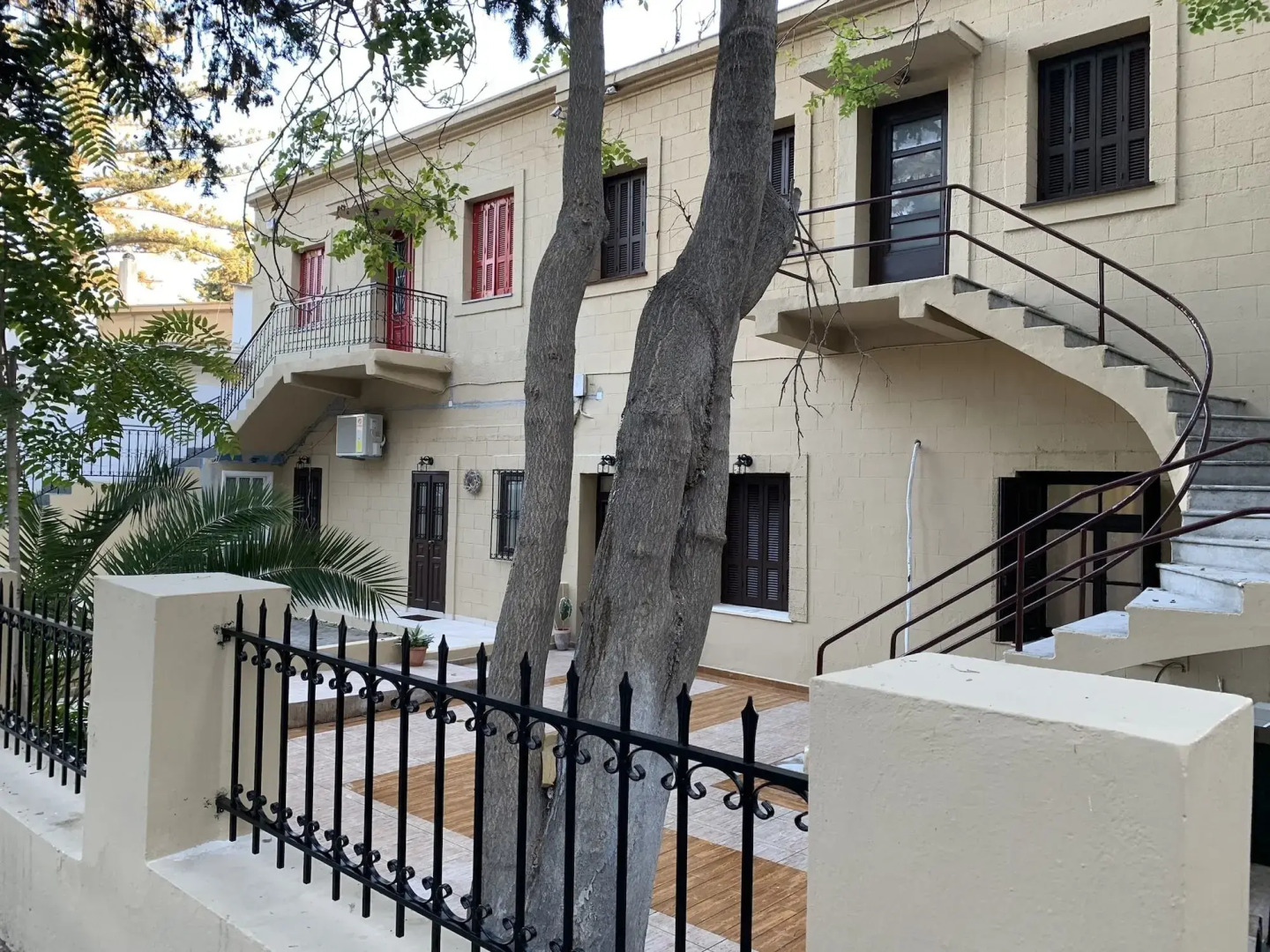 Sperveri Della Regina