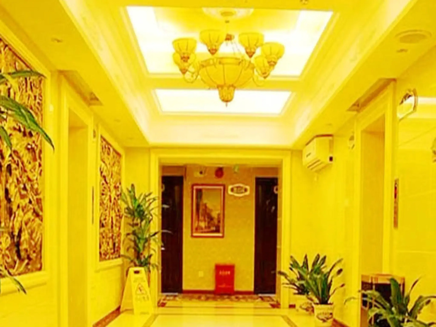 Vienna Hotel Yongzhou Bund Branch