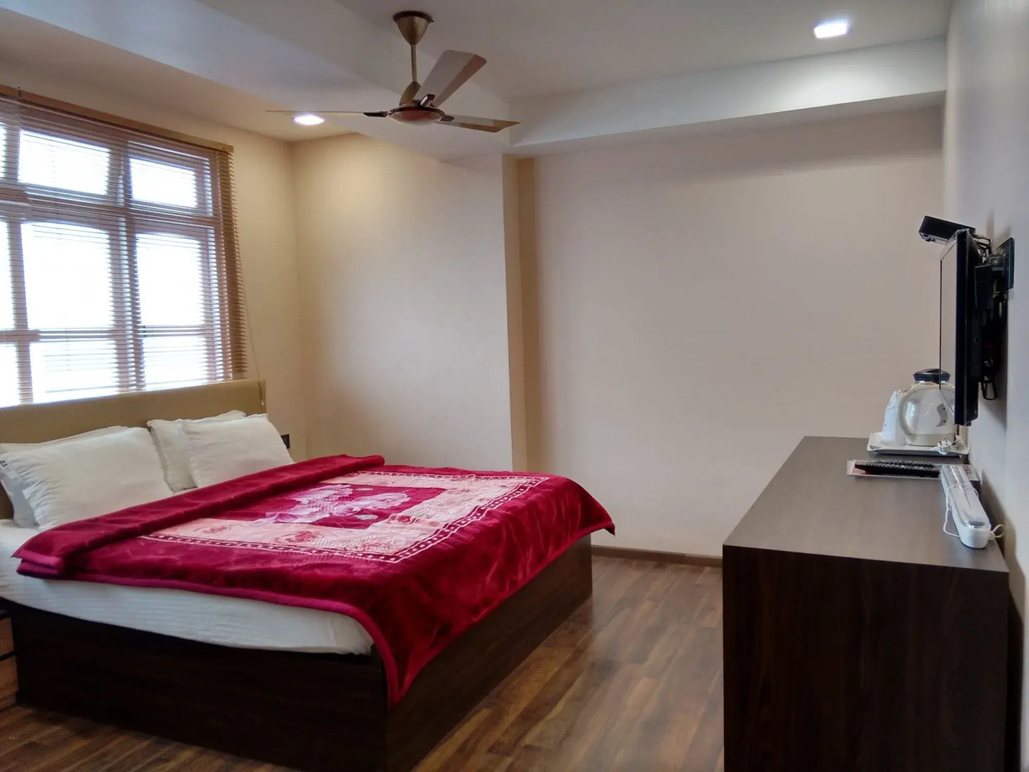 Jewel Of The East Hotel