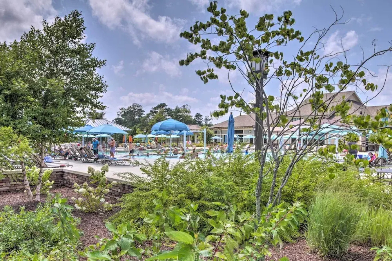 Resort Amenities & Screened Porch: Ocean View Home