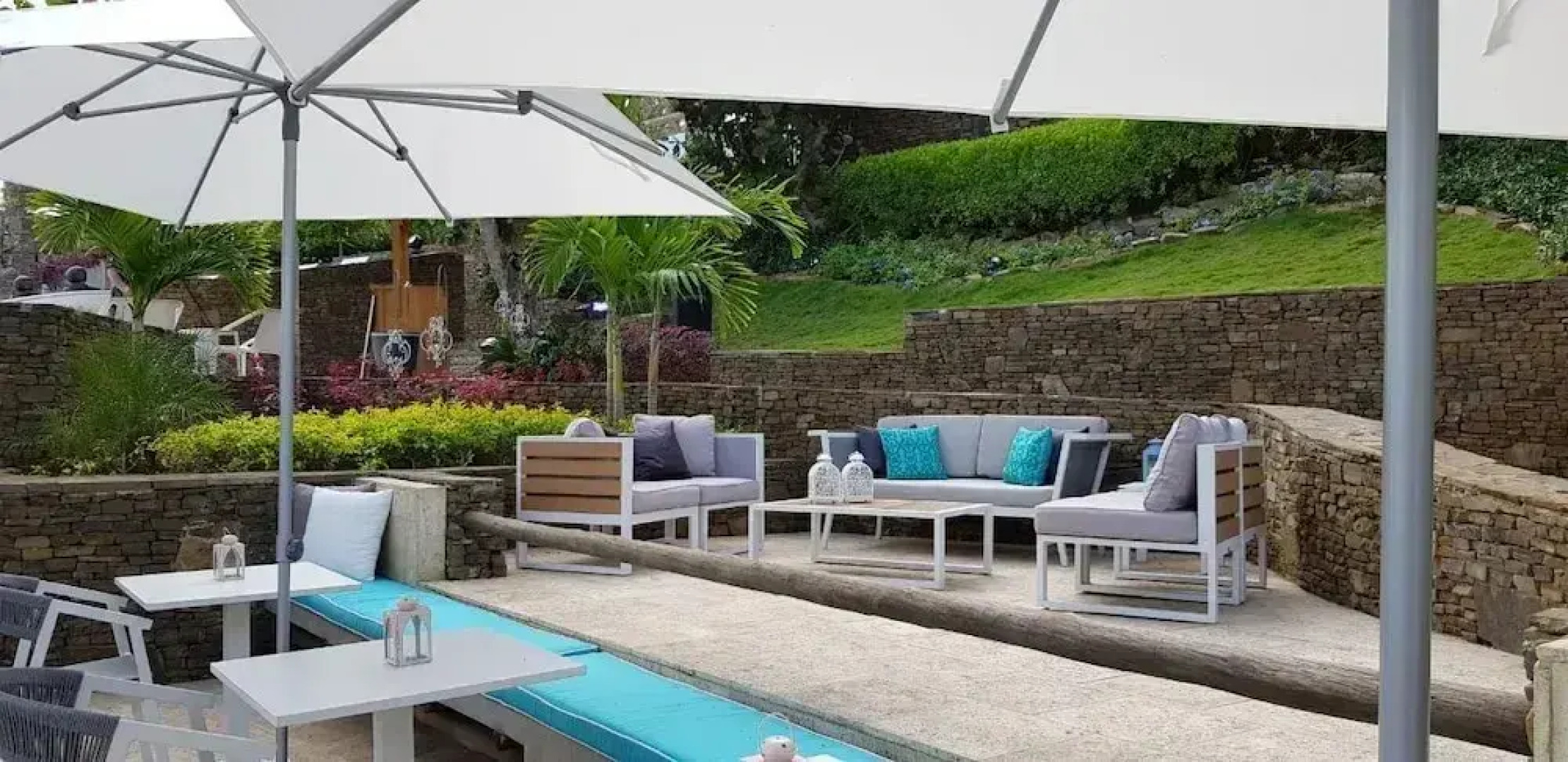 Flamingo Beach Hotel