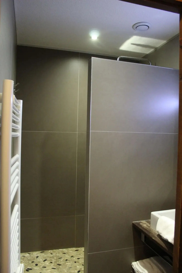 Enzo Amneville Saint Eloy By Kyriad Direct